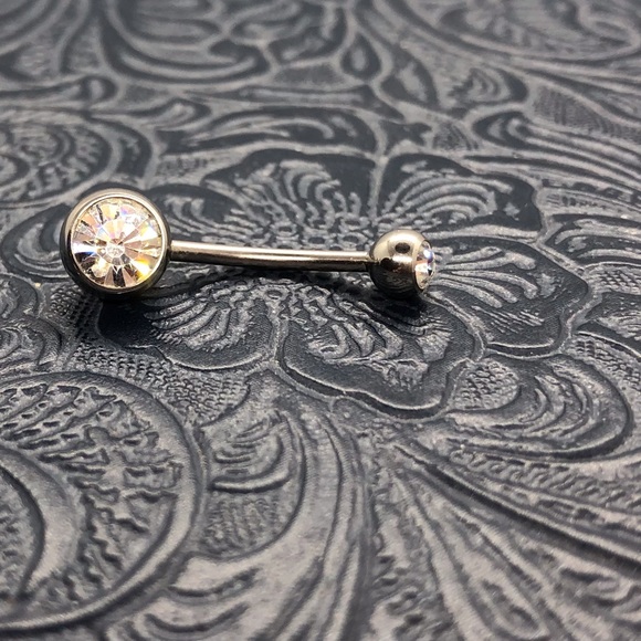 Double gem internally threaded belly ring. - Picture 1 of 6